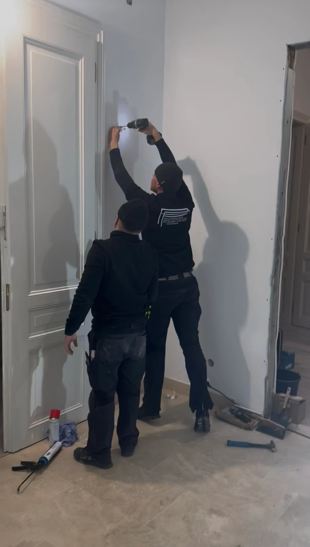 Fertigmontage eines Badezimmer