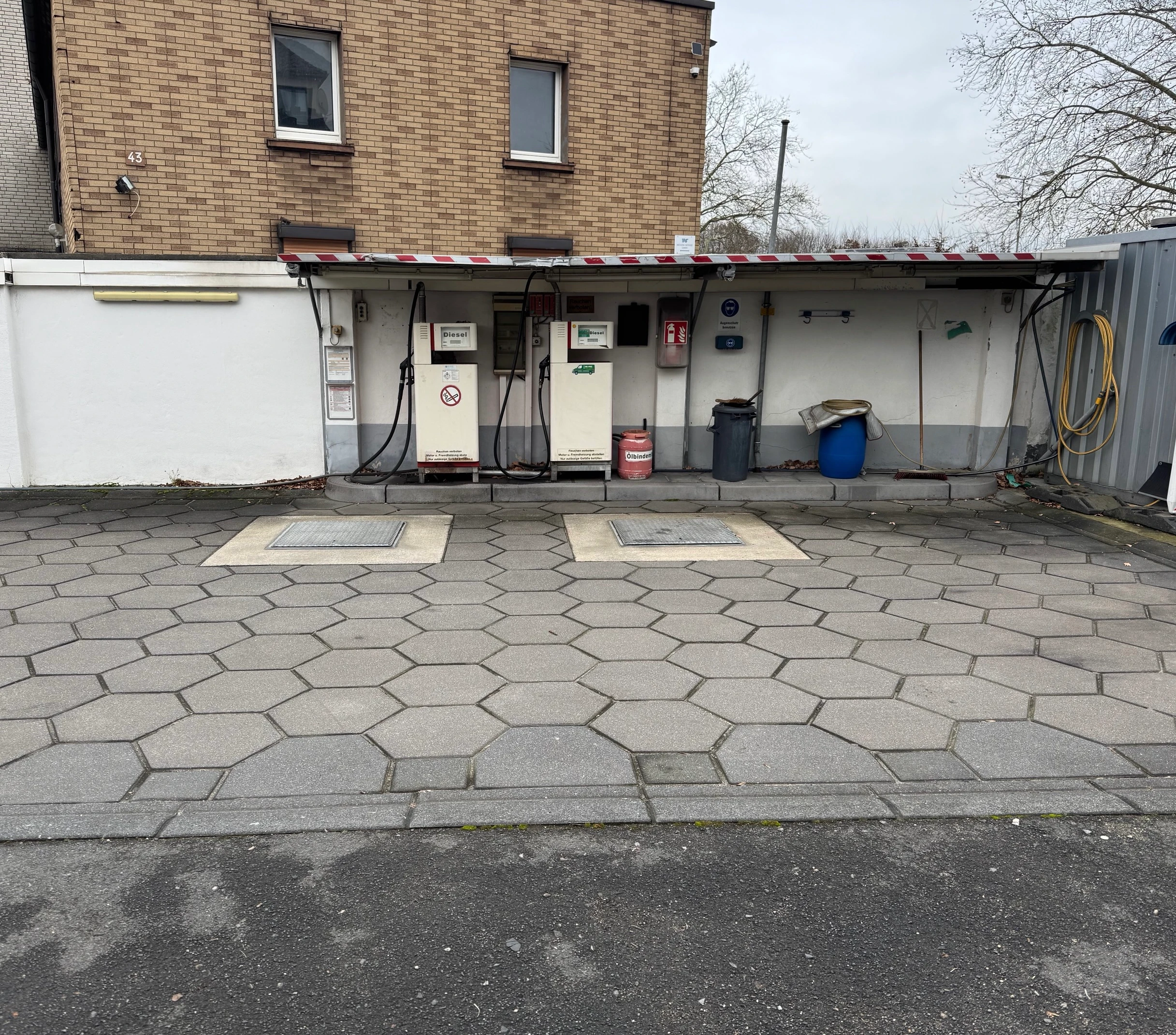 Volltanken direkt bei uns auf dem Hof - Boxenstopp ohne Umwege 
