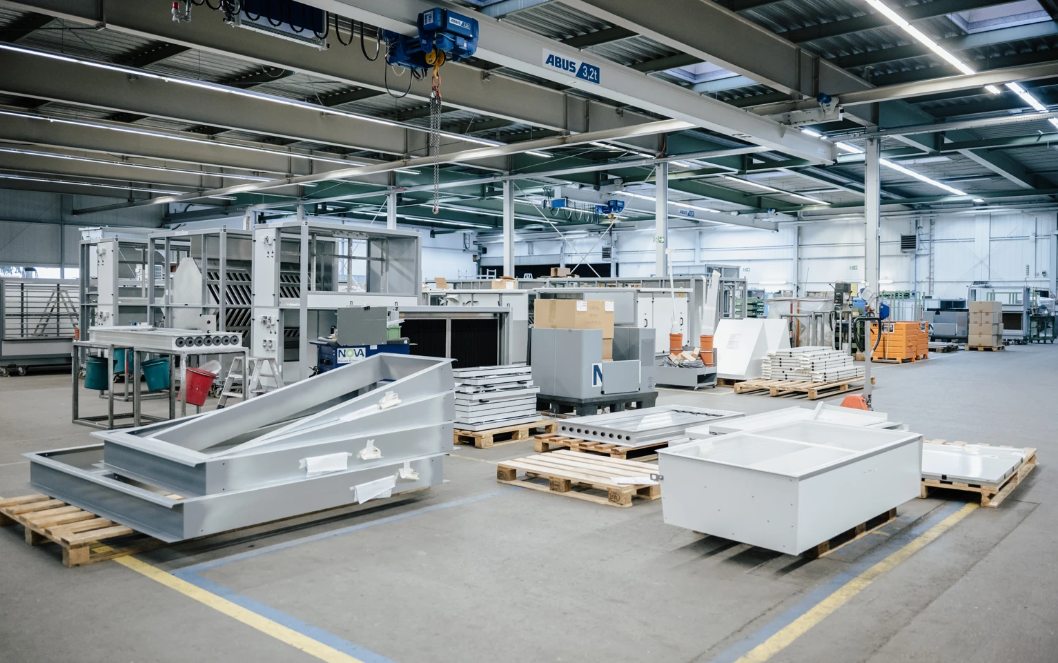 NOVA Produktionshalle