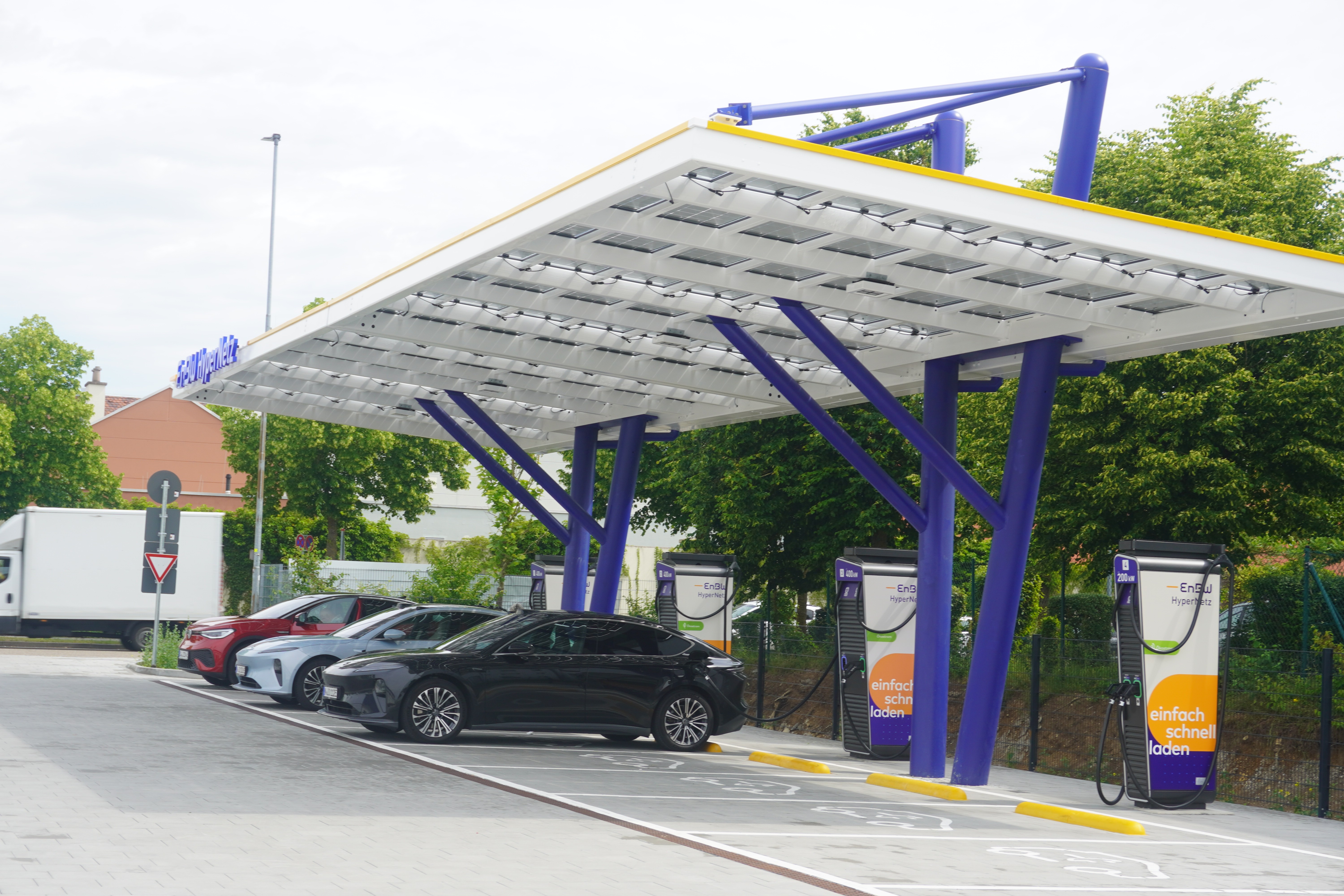 Ladehub am Ingolstadt Village