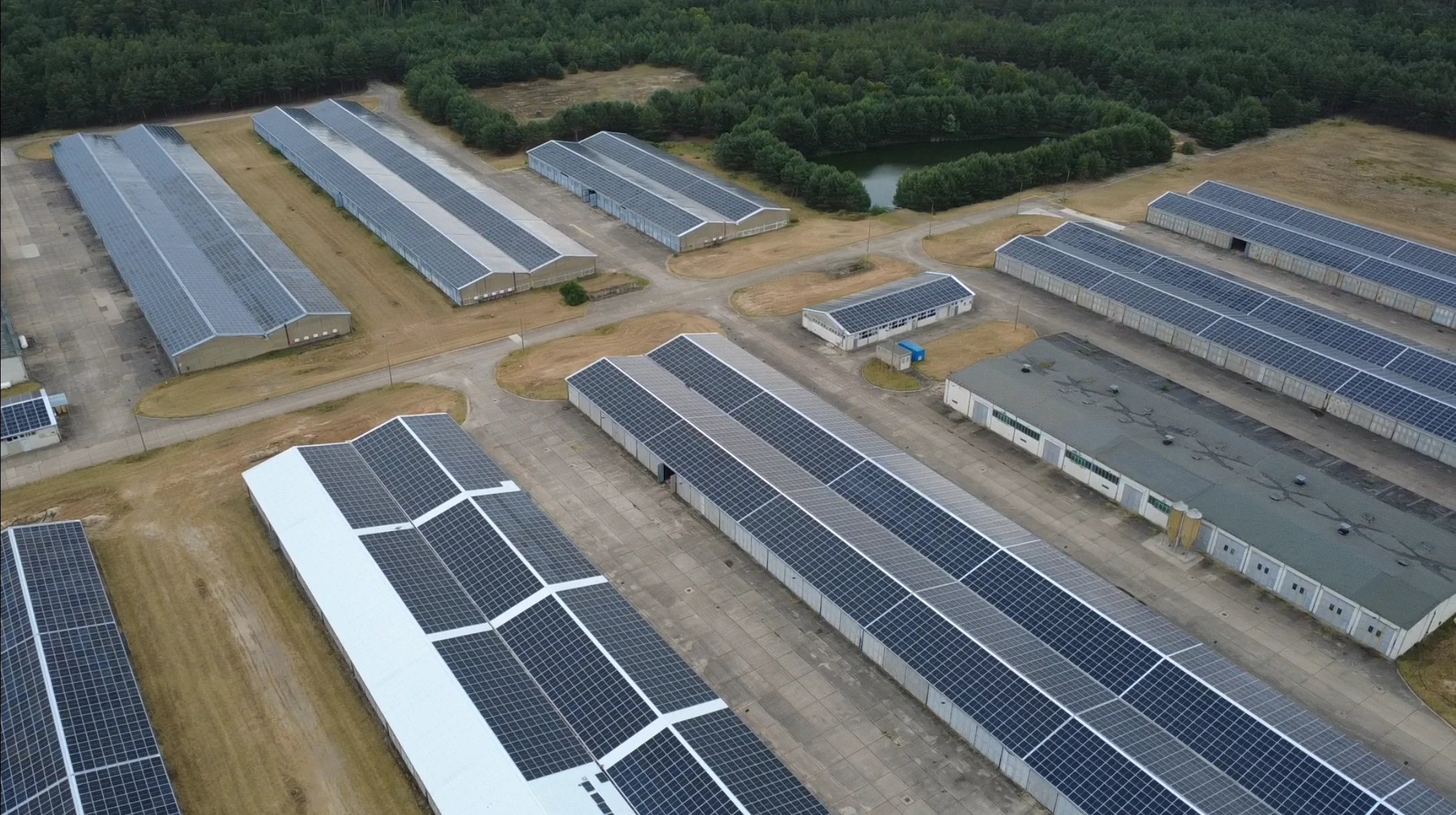 Großprojekt Reuden 1 - 19MW Dachanlage: Kompletter AC-Anschluss MS- & NS-Seite