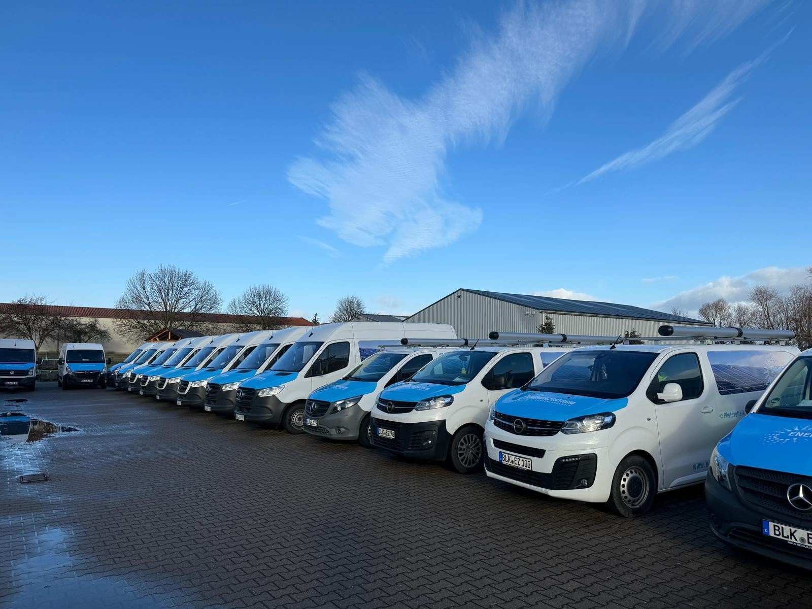 Firmenbanner PowerUs