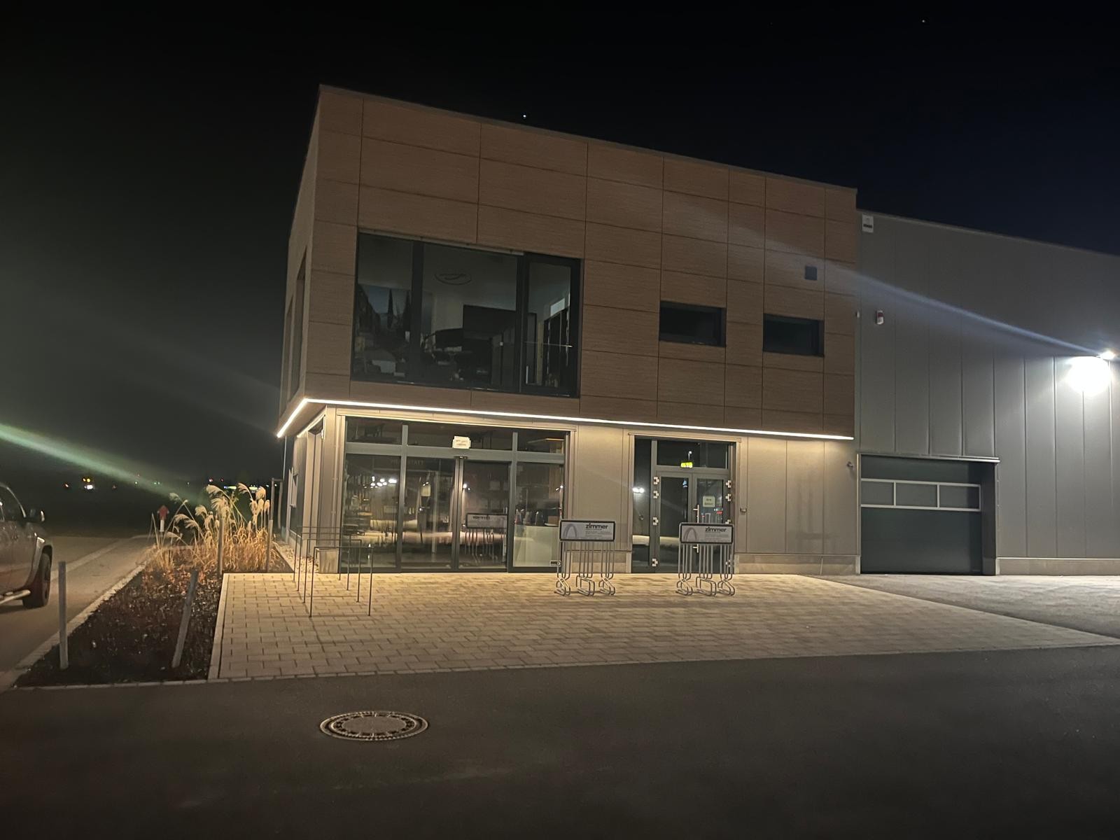Außenbeleuchtung Gewerbeobjekt