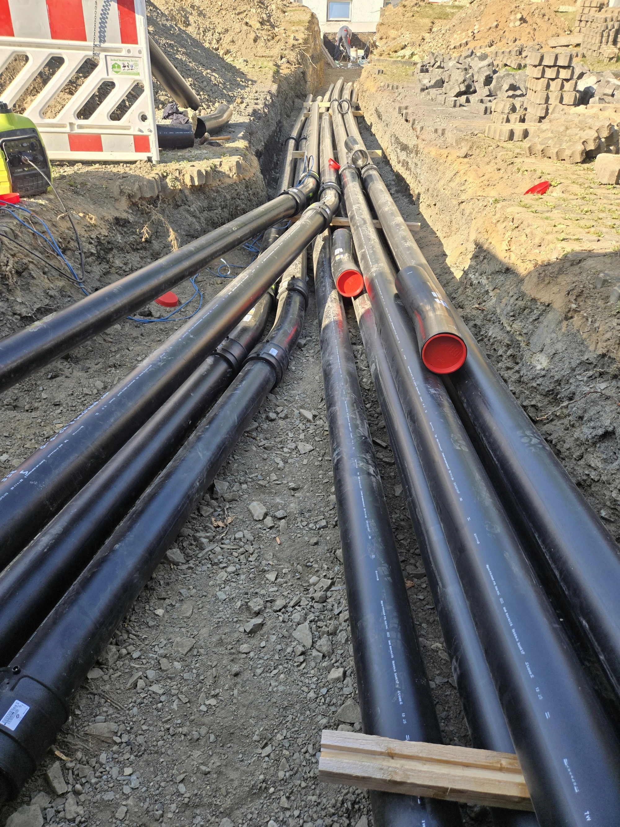 Einzug von Mittelspannungskabeln in Rohrleitungen