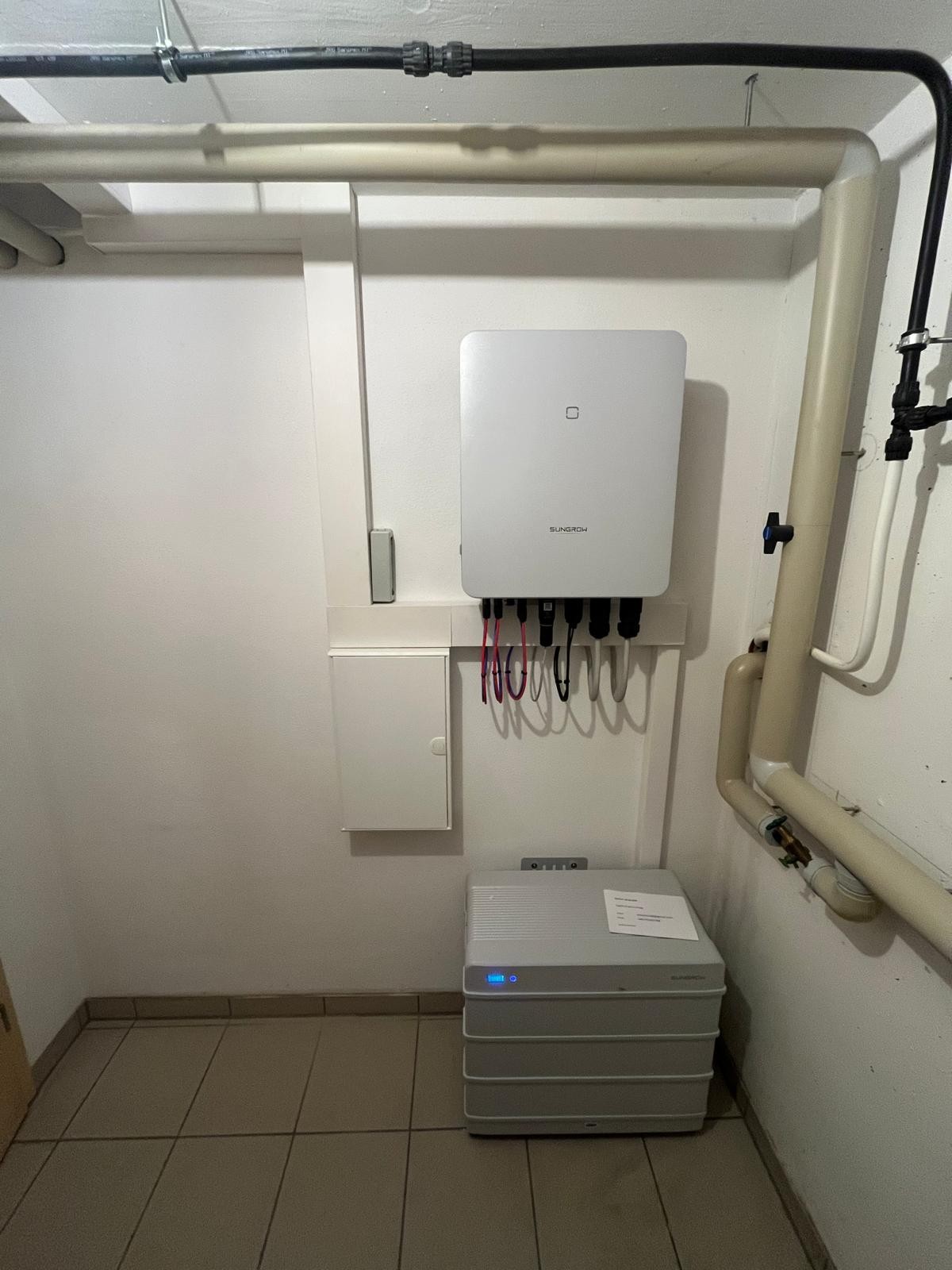 Inbetriebnahme Wechselrichter und Batteriespeicher