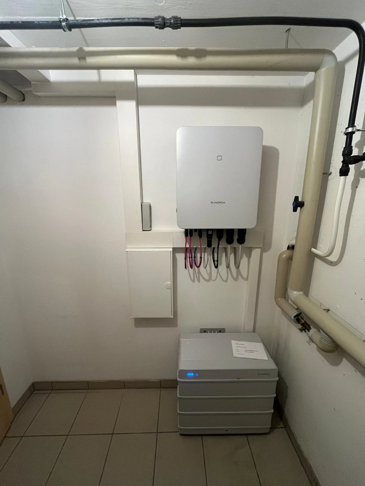 Inbetriebnahme Wechselrichter und Batteriespeicher