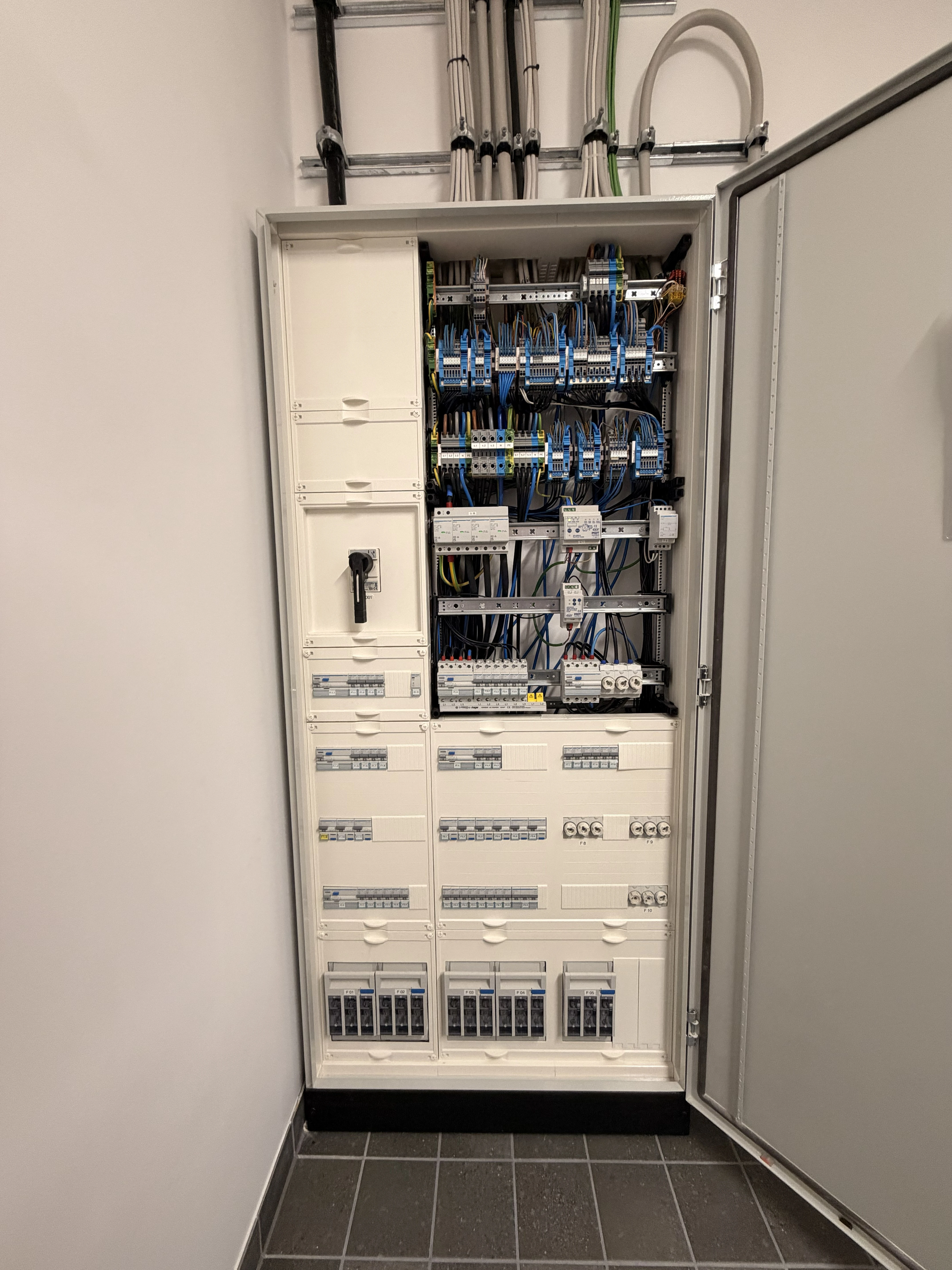 Neubau Bad Vilbel - Elektro und Heizung-Sanitärtechnik
